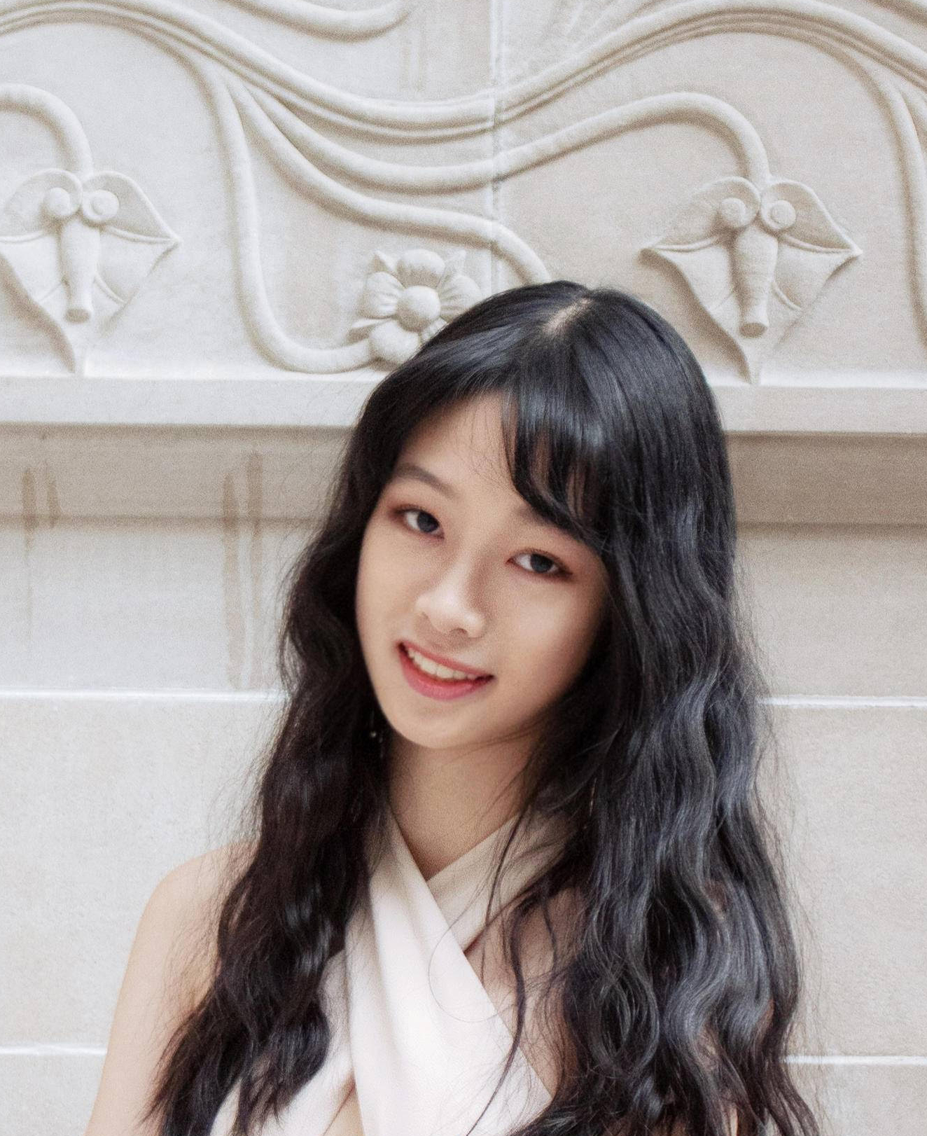 Portrait photograph of Wanqing (Quinn) Yu